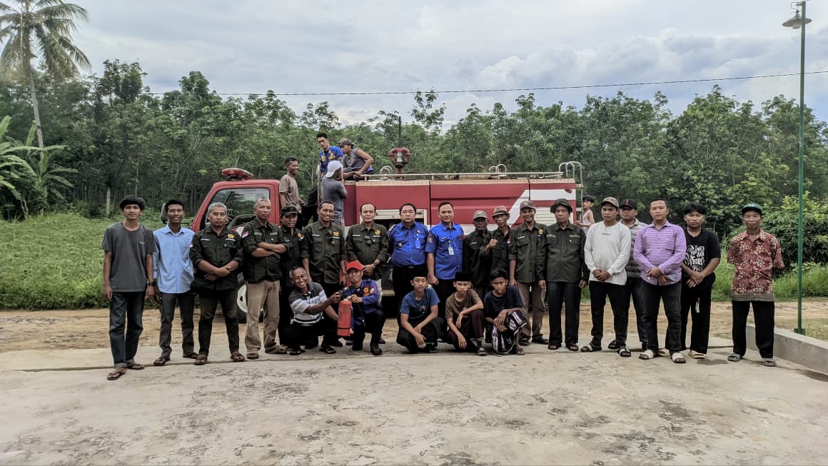 kegiatan sosialisasi atau pelatihan pemadam kebakaran